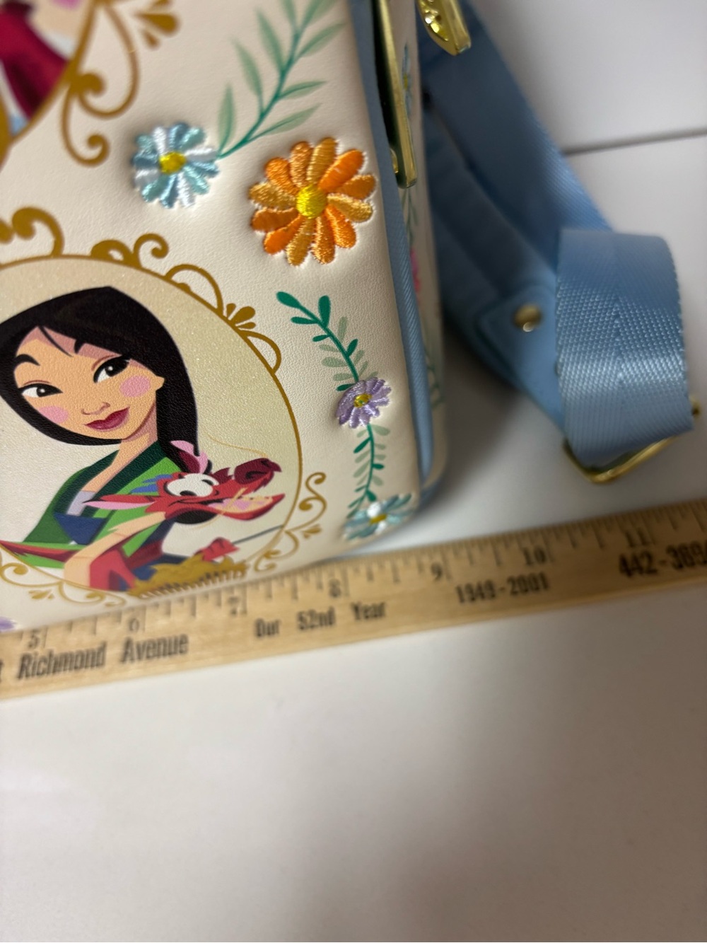 Loungefly Cream & Light Blue Disney Princess Mini Backpack Mint Condition - Picture 9 of 9